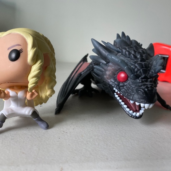 2016 Funko POP! Rides Game of Thrones Daenerys & Drogon Vinyl Figures Dragon - Picture 11 of 16